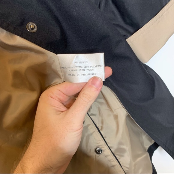 Vintage Ms Cambridge Women sz 14 Overcoat Black 27x33” w shoulder padding - Picture 7 of 9